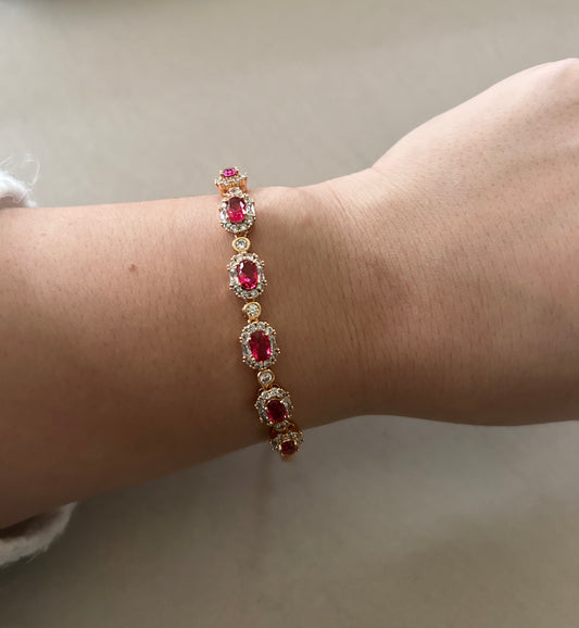 Ermin red bracelet