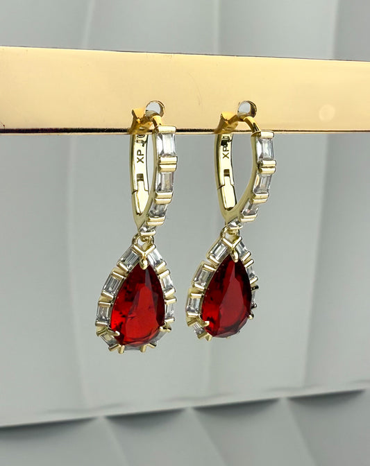 Scarlet Royale Earrings – gouden oorbellen van DiSora
